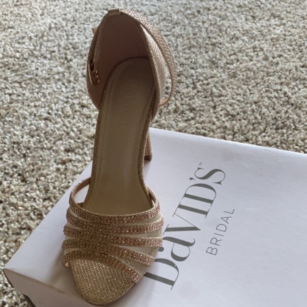 Heels size 5